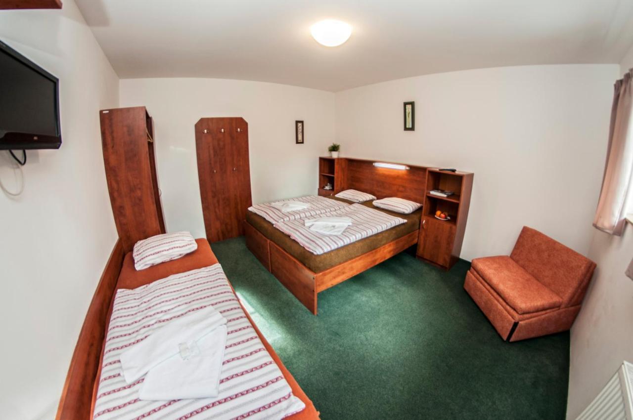 Svycarska Bouda Hotel Spindleruv Mlyn Bagian luar foto
