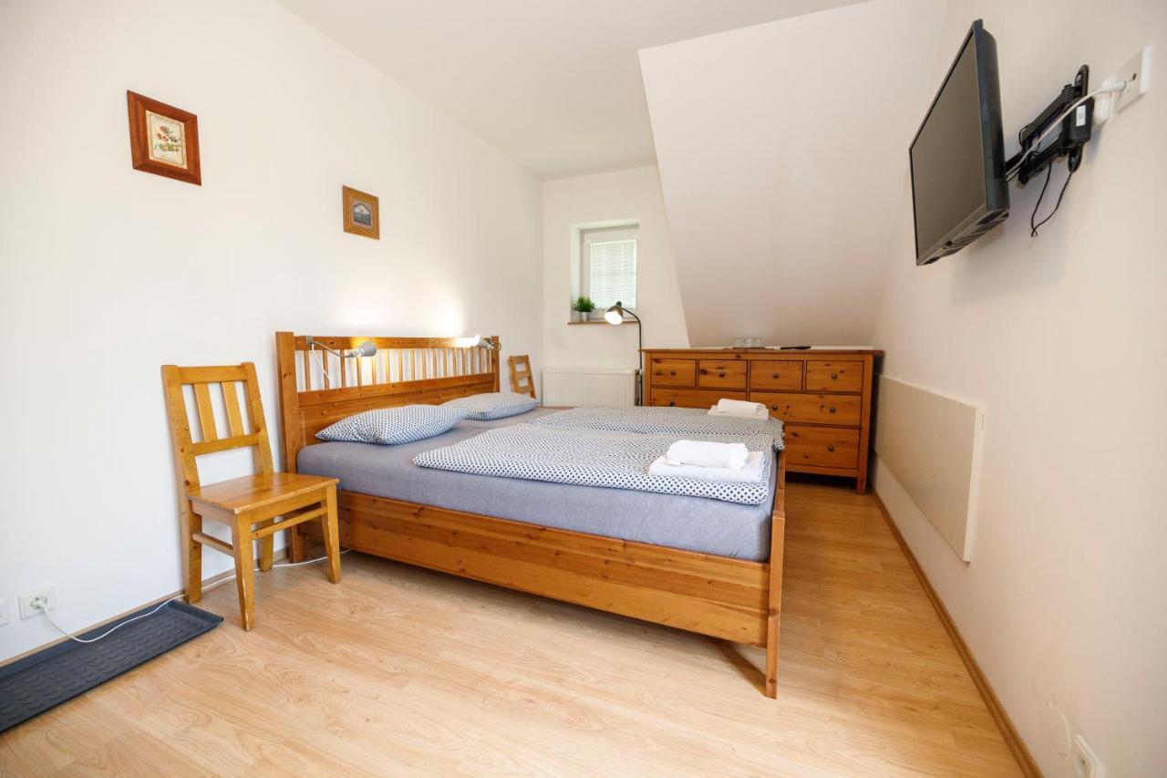 Svycarska Bouda Hotel Spindleruv Mlyn Bagian luar foto