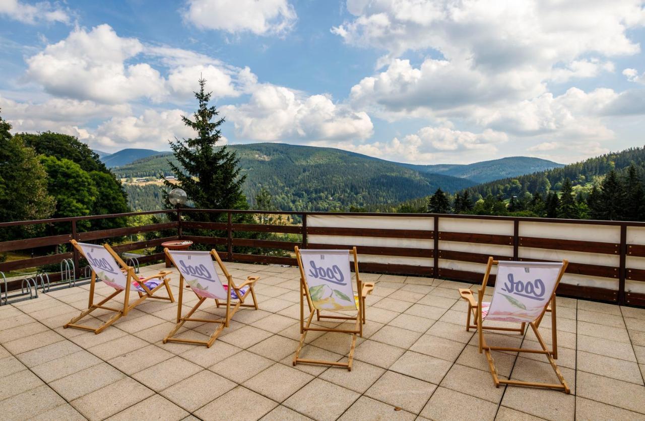 Svycarska Bouda Hotel Spindleruv Mlyn Bagian luar foto