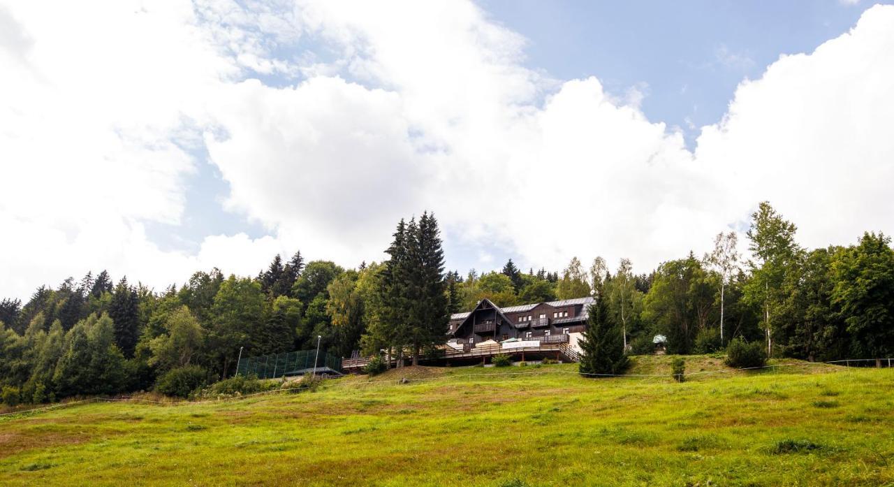 Svycarska Bouda Hotel Spindleruv Mlyn Bagian luar foto