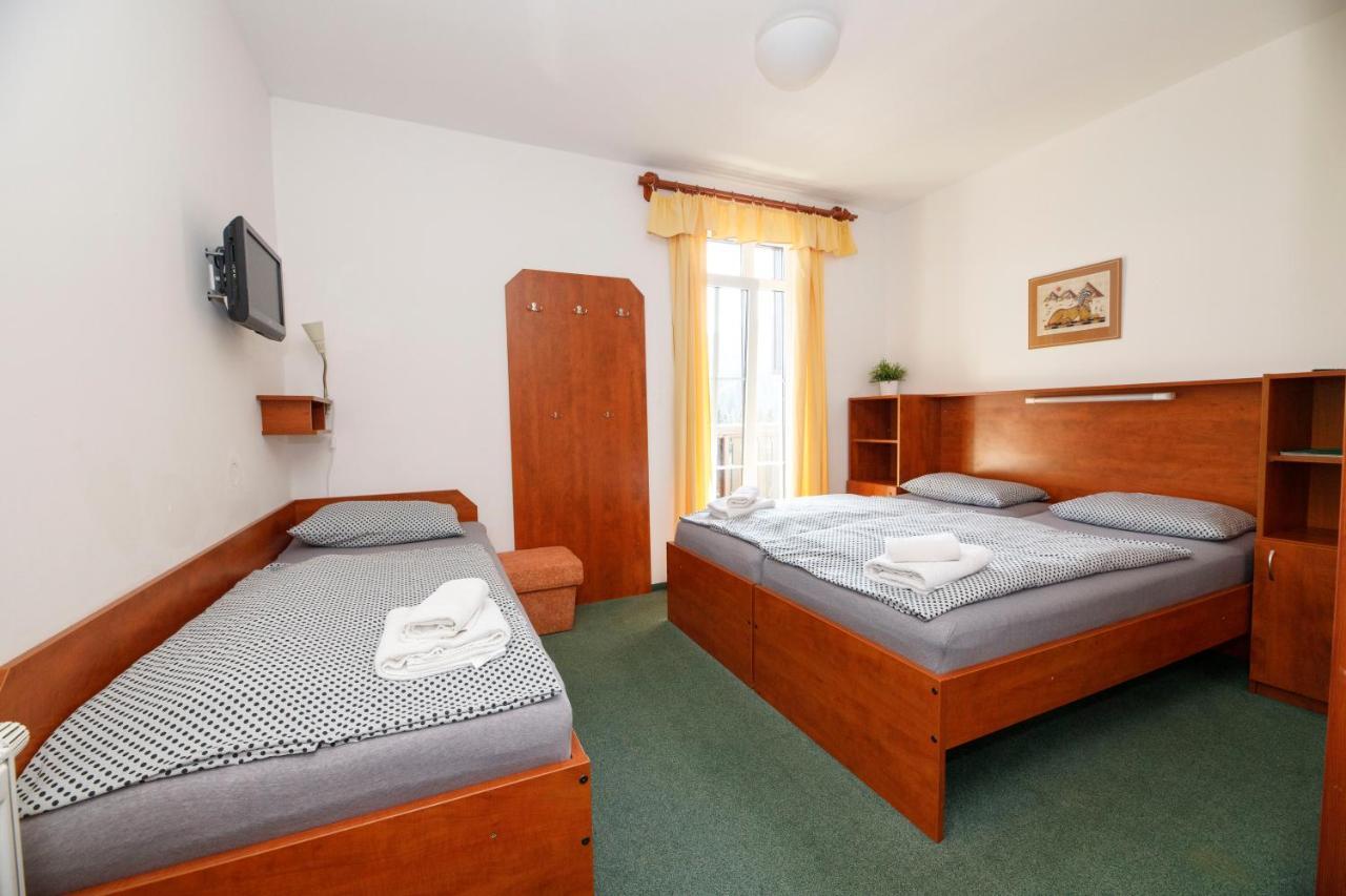 Svycarska Bouda Hotel Spindleruv Mlyn Bagian luar foto