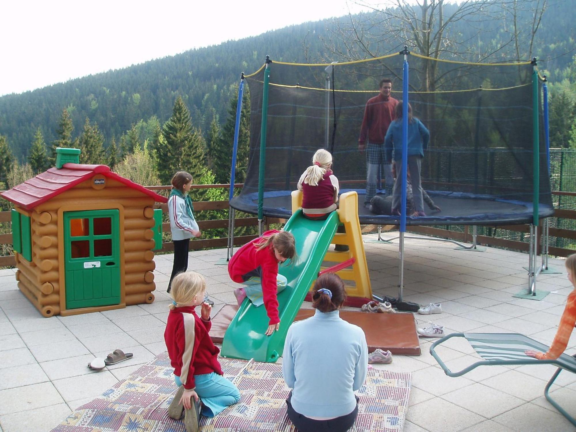 Svycarska Bouda Hotel Spindleruv Mlyn Bagian luar foto