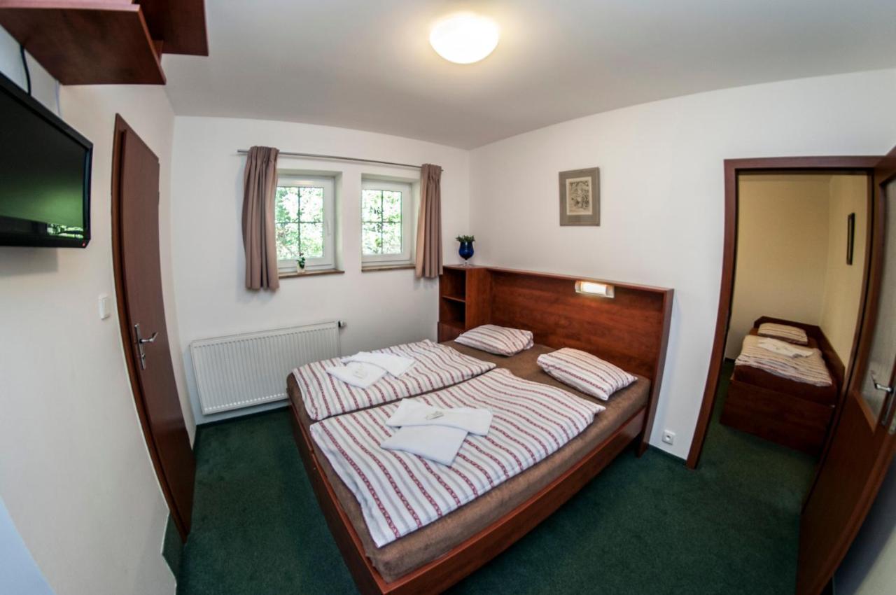 Svycarska Bouda Hotel Spindleruv Mlyn Bagian luar foto