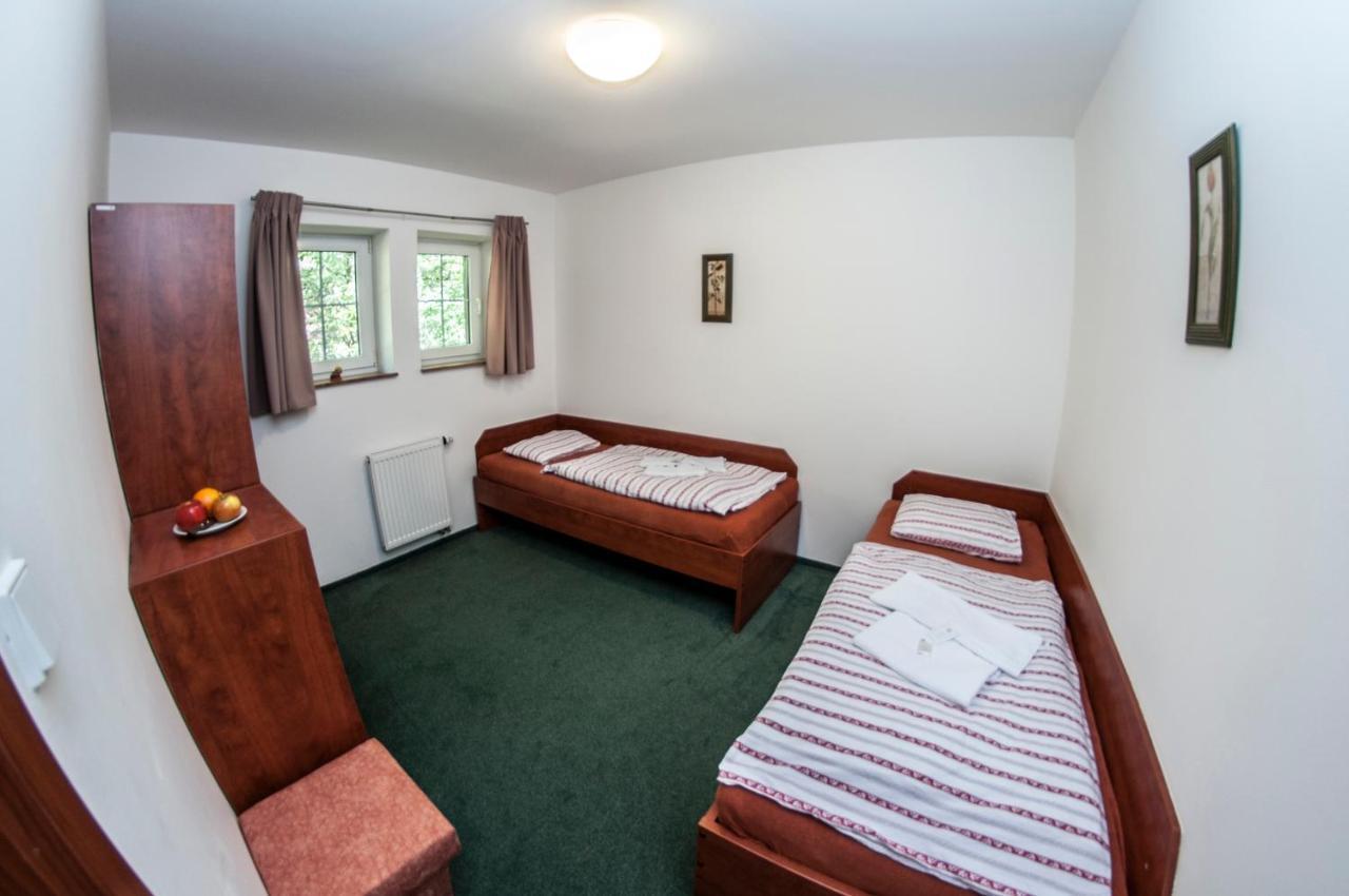 Svycarska Bouda Hotel Spindleruv Mlyn Bagian luar foto