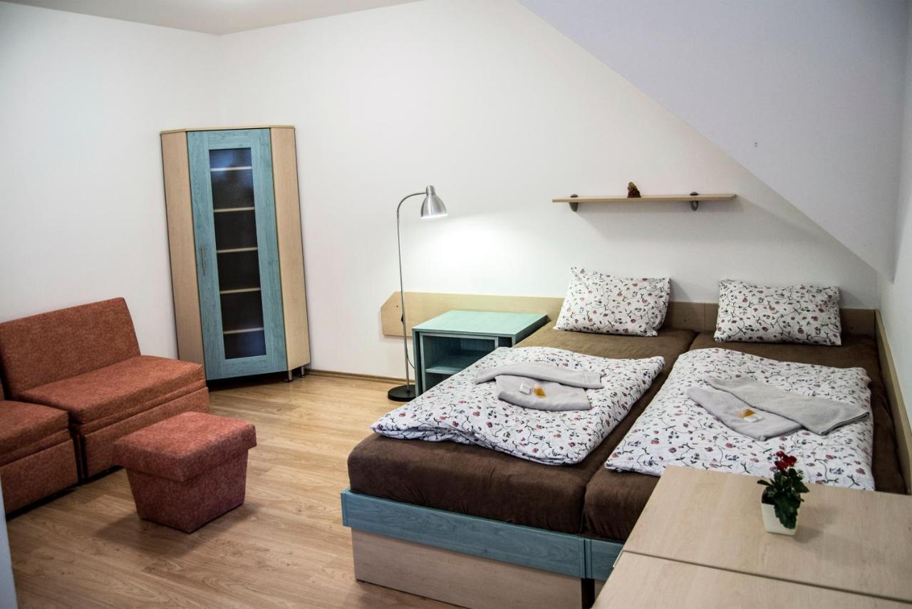 Svycarska Bouda Hotel Spindleruv Mlyn Bagian luar foto