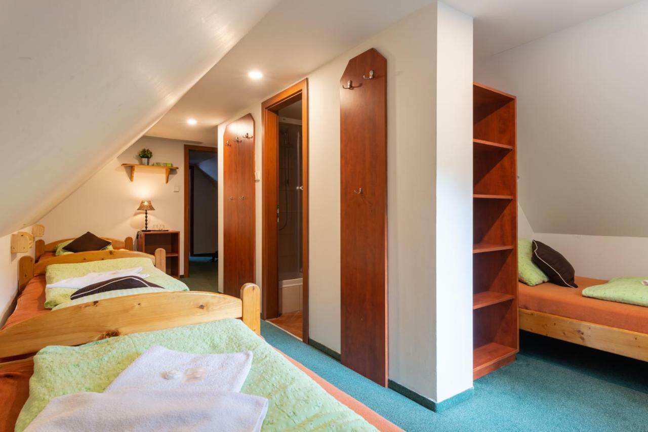 Svycarska Bouda Hotel Spindleruv Mlyn Bagian luar foto